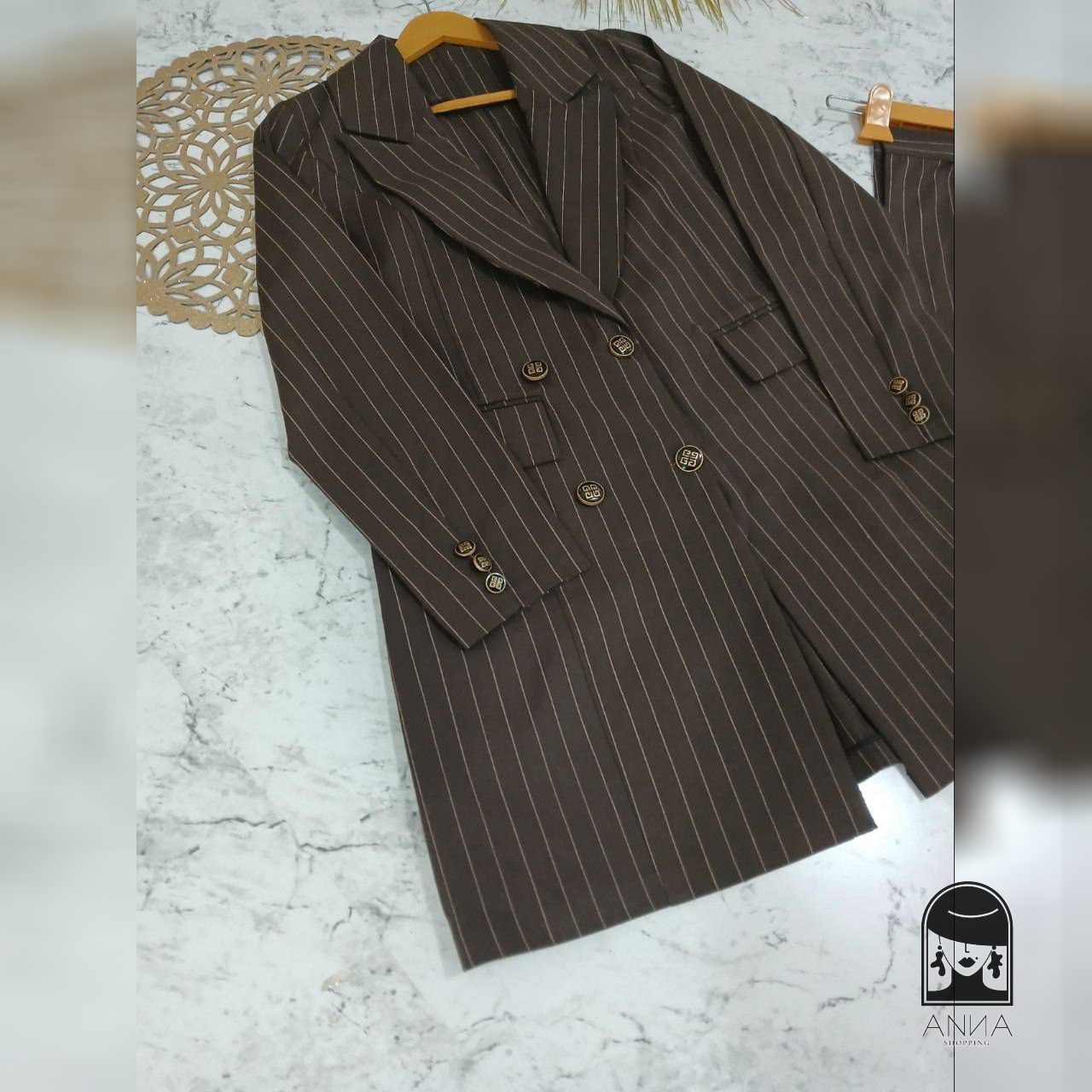 ست زنانه مدل دیپلمات نگار جنس کتان پلاس جلوکت لایی خورده سایز بزرگ هم داره کیفیت هم فوقالعاده عالی